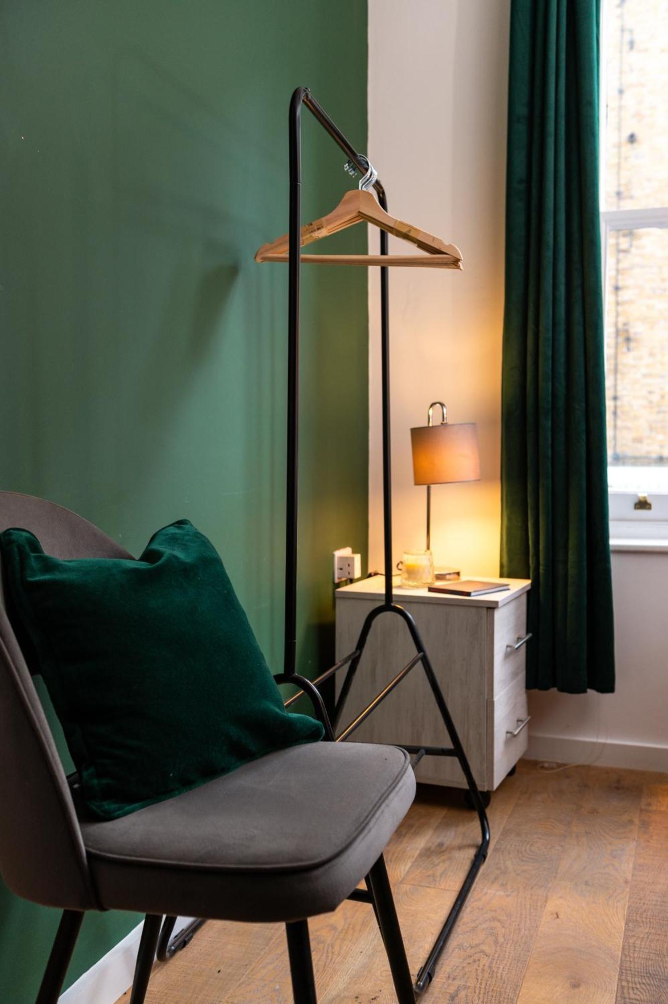 1Br Stylish Flat By Hostarahomes, Near Liverpool Street, Prime London Location, Sleeps Up To 4 Buitenkant foto