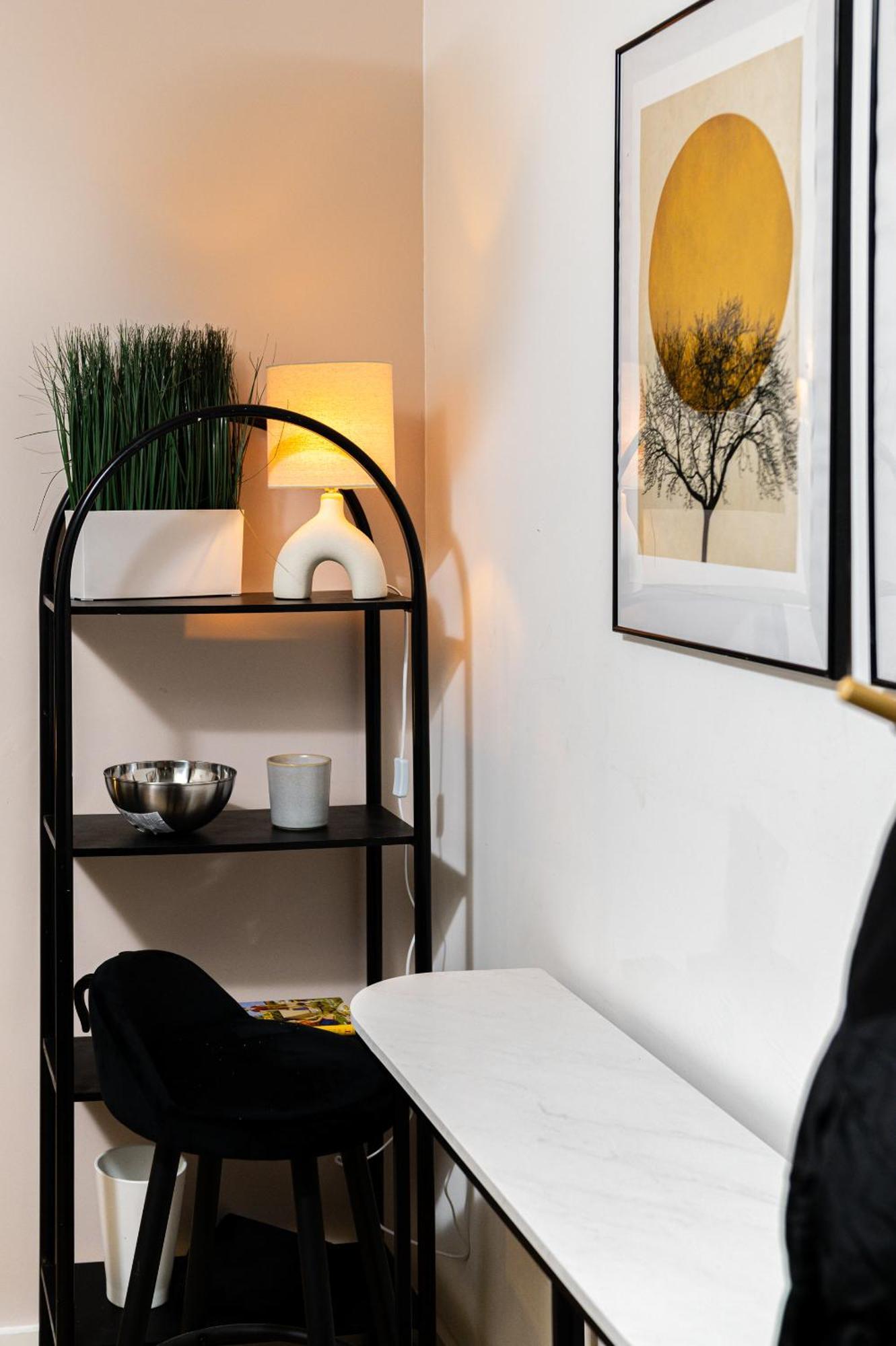 1Br Stylish Flat By Hostarahomes, Near Liverpool Street, Prime London Location, Sleeps Up To 4 Buitenkant foto