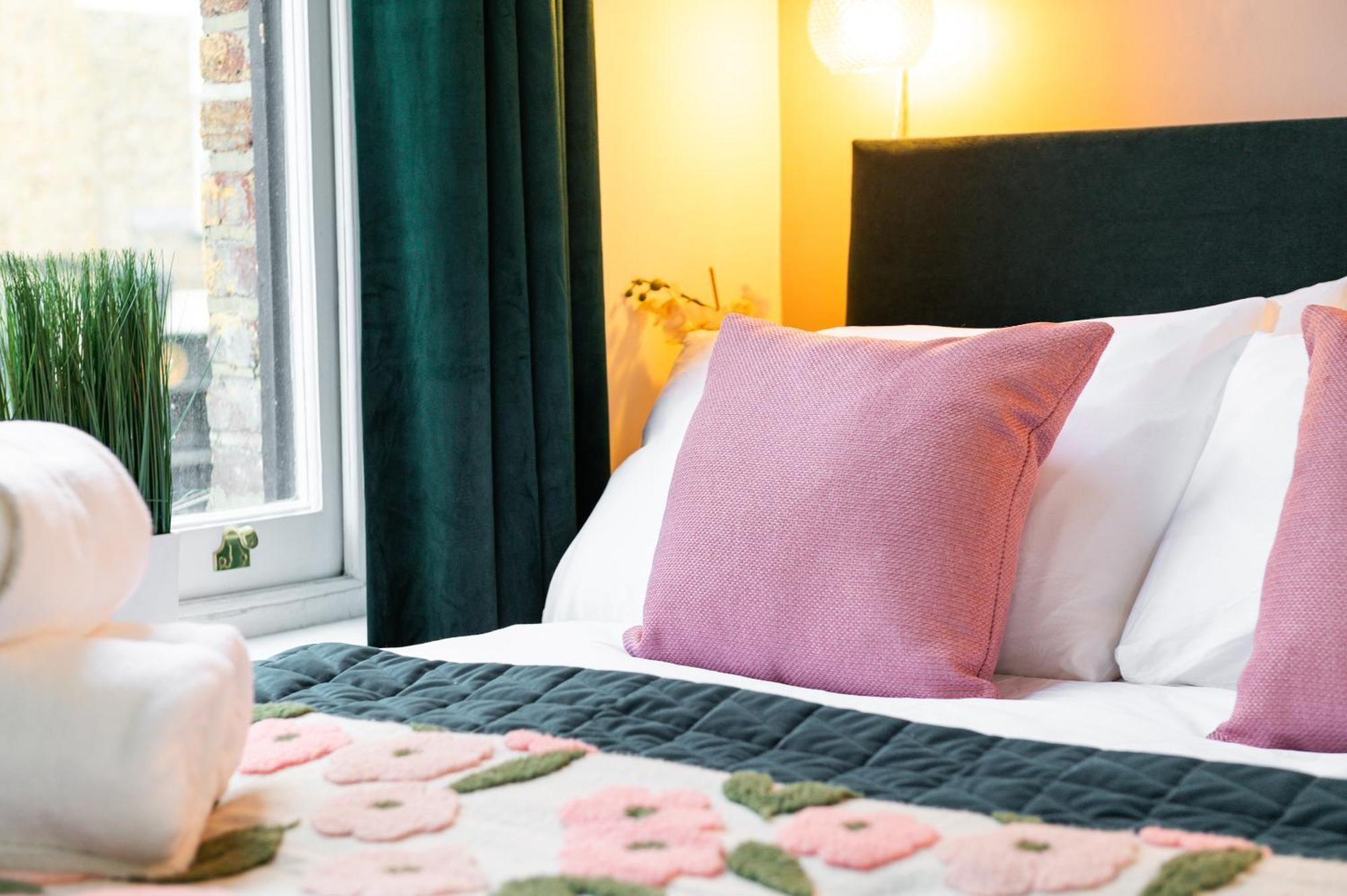 1Br Stylish Flat By Hostarahomes, Near Liverpool Street, Prime London Location, Sleeps Up To 4 Buitenkant foto
